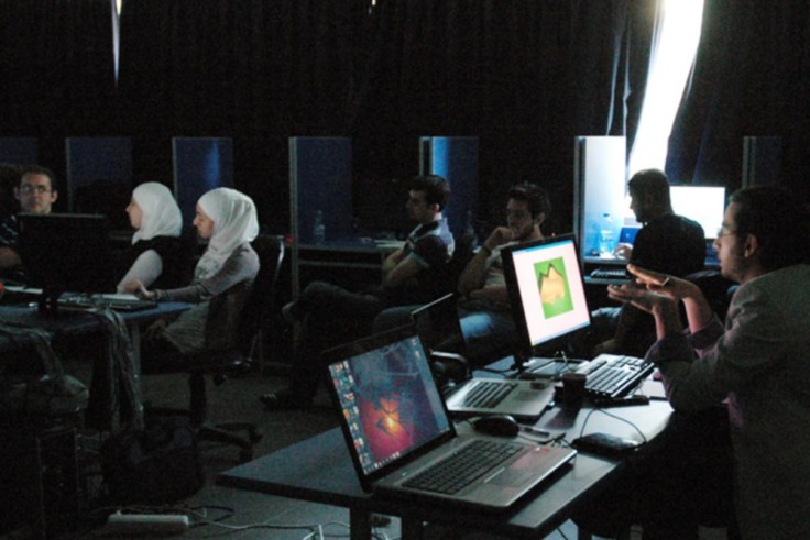 الأدوات الرقمية كإستراتيجية لورشة العمل في الجامعة العربية الدولية 5